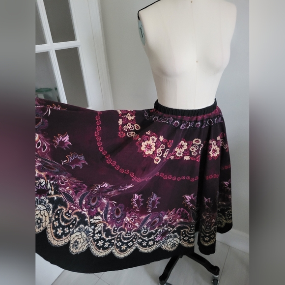 Printed corduroy circle skirt - Picture 6 of 8